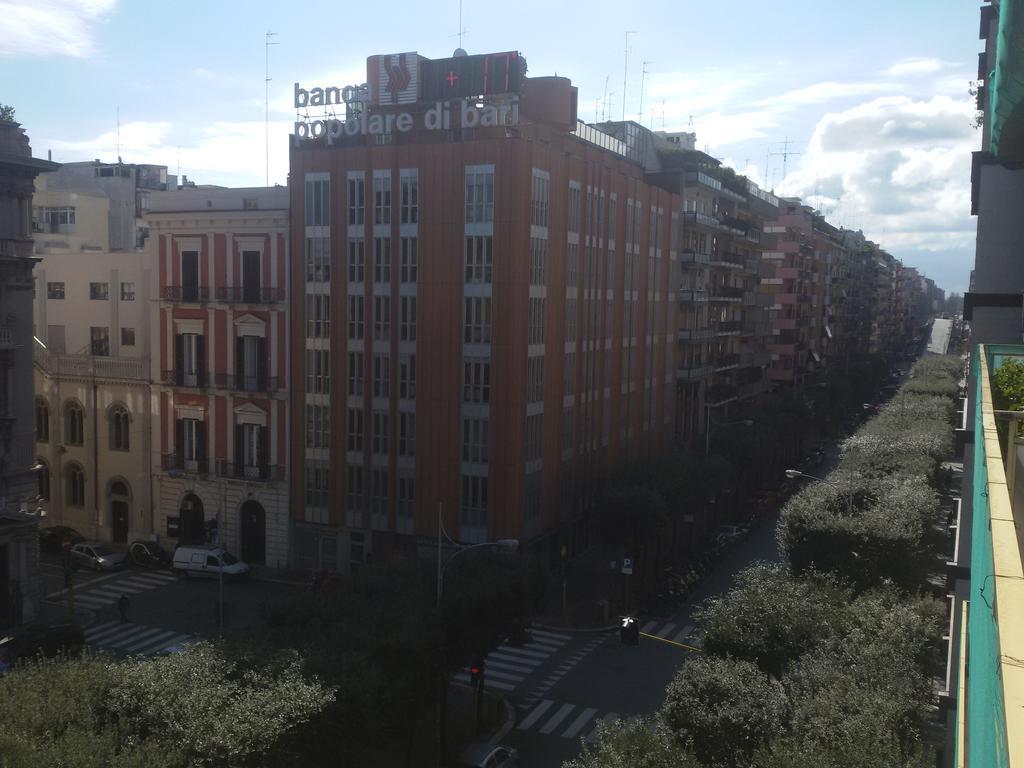 Cavour 124 -guest-room- Couette-café 2*