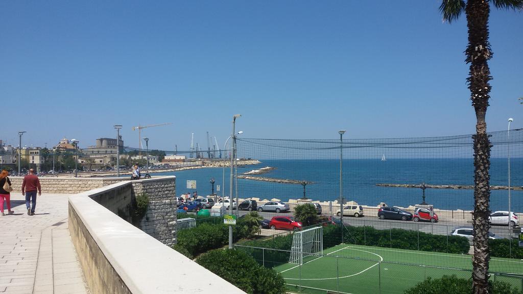 Couette-café Cavour 124 -guest-room- Bari